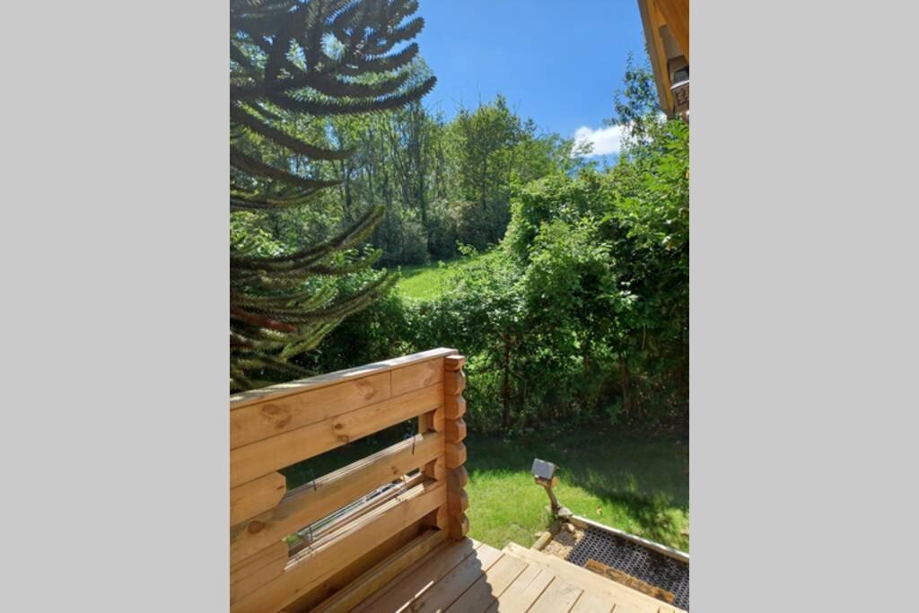 L'Oree Des Bois , Detente Et Calme . Mesigny Exterior photo